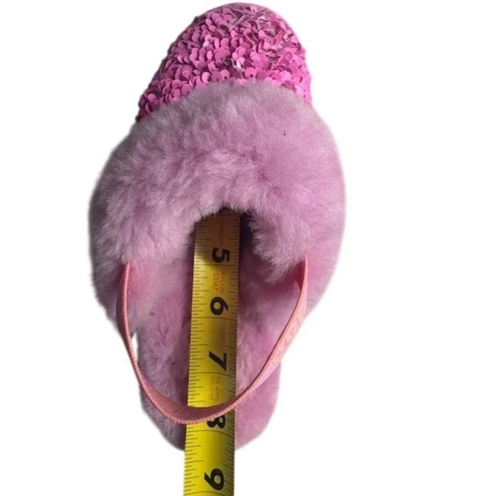 UGG Kids Pink Sequin Fur Lined Slingback Slippers -‎ size 4 or 5?